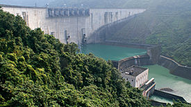 翡翠水庫主壩、落水池、副壩與翡翠電廠