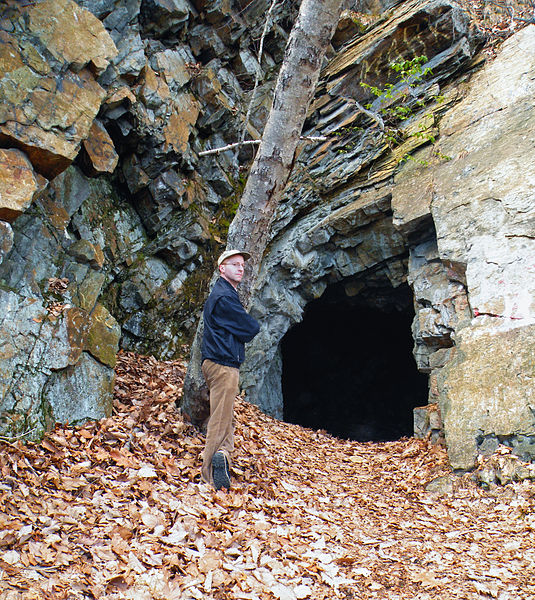 File:Flickr - Nicholas T - Totts Gap Cave (Revisited).jpg