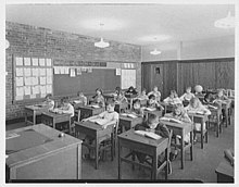 Students inside Forest Brook Elementary School in 1956. Forest Brook Elementary School, Hauppauge, Long Island. LOC gsc.5a24706.jpg