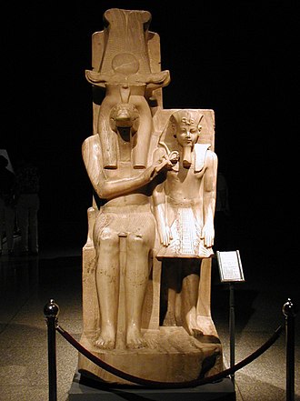 Pair statue of Sobek and Amenhotep III, once housed in the temple of Sobek at Sumenu, and unearthed in the near village of Dahamsha GD-EG-Louxor-123-2.JPG