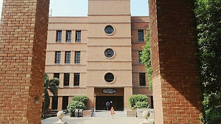 The Gad & Birgit Rausing Library at LUMS houses over 350,000 volumes.