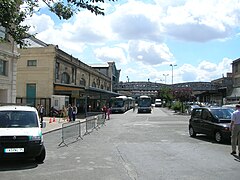 La gare, côté « Cour Muséum ».