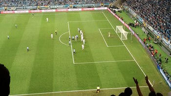 Ficheiro:Grêmio 1 x 0 Lanus - Final da Libertadores 2017.webm