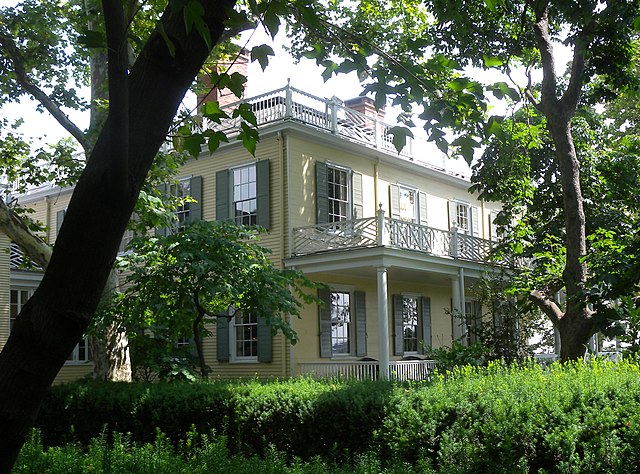 Gracie Mansion, the official residence of the Mayor of New York City and the city's last remaining East River villa