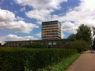 <span class="mw-page-title-main">Le Grand-Quevilly</span> Commune in Normandy, France