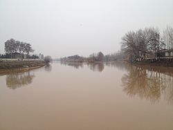 Great Fergana Canal near Andijan.jpg