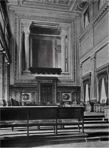 Afbeelding van de grote rechtszaal