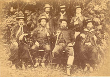 Aparicio and Gumercindo Saraiva, leaders of the Federalist Revolution, appear in this photo, seated in the center Gumercindo tropa.jpg