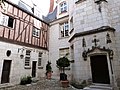 Hôtel Binet, Innenhof 07.JPG