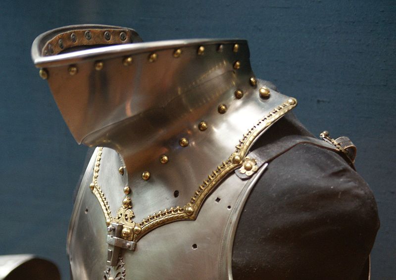 File:HJRK A 79 - Armour of Maximilian I, c. 1485 (detail of bevor).jpg