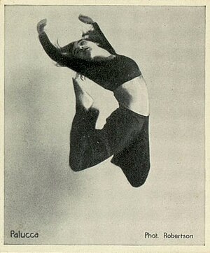 Hans Robertson - Gret Palucca, 1920s.jpg