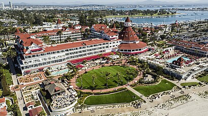 How to get to Hotel del Coronado with public transit - About the place