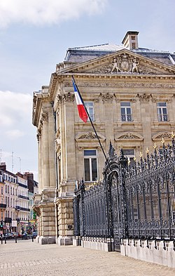 Hotel de préfecture du Nord.jpg