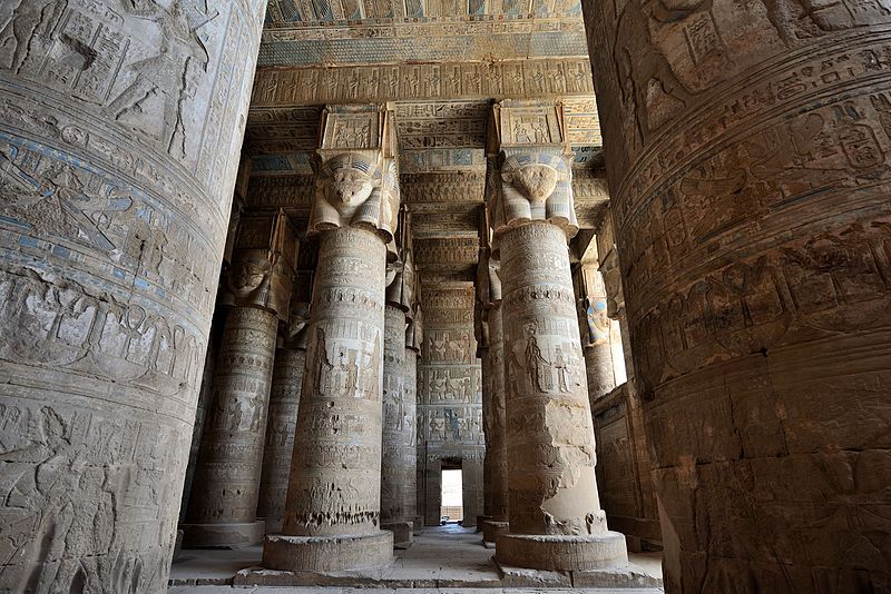 File:Hypostyle hall of the temple of Hathor at Dendera.jpg