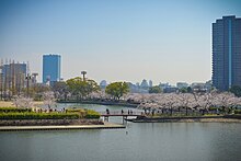 Kema Sakuranomiya Park, Osaka 2018-03-27 (27532265258).jpg