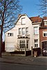 Halfvrijstaand burgerhuis