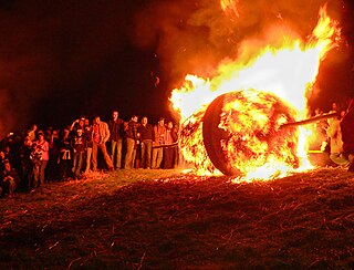 Das Abrollen des Feuerrades vo