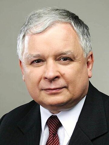 File:Lech Kaczyński (cropped).jpg