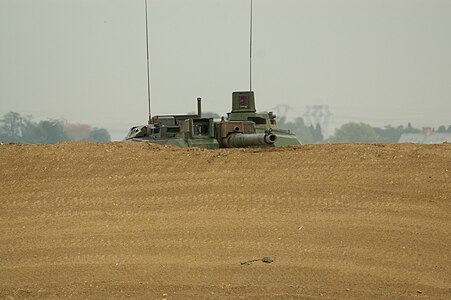 Танк «Леклерк» в оборонительной позиции.