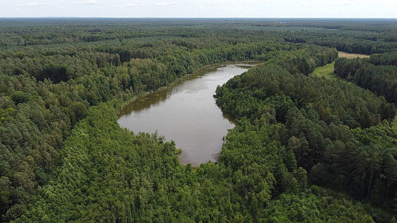 File:Libenka Lake kz01.jpg