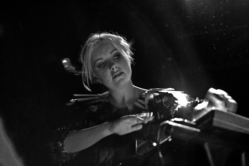 File:Little Boots at bowery ballroom playing theremin.jpg