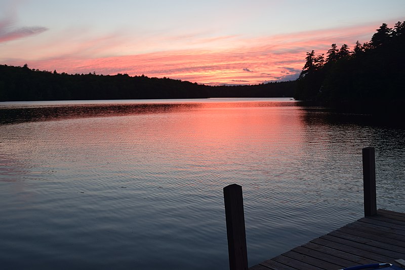 File:Lower Beech Pond.jpg