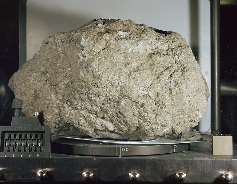 File:Lunar Sample 61016 - Big Muley.jpg