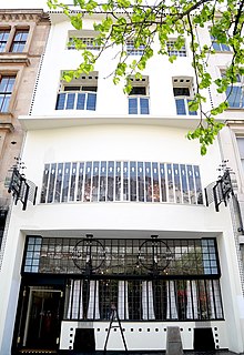 <span class="mw-page-title-main">Willow Tearooms</span> Tearooms at 217 Sauchiehall Street, Glasgow, Scotland