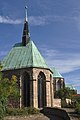 Deutsch: Magdalenenkapelle in Magdeburg-Altstadt, im Hintergrund die St. Petri und die Wallonerkirche. This is a photograph of an architectural monument. It is on the list of cultural monuments of Magdeburg.