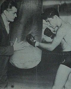 Manuel Ortiz - The Knockout Tome 16 - 9 mai 1944.jpg