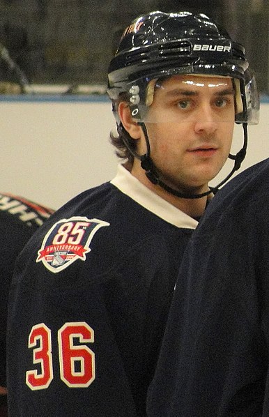 File:Mats Zuccarello rangers 2011-02-13.JPG