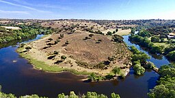 Meandro de la Pernalona en el Río Yeltes