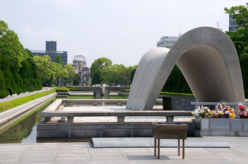 File:Memorial Cenotaph, Hiroshima Peace Memorial Park (7170064476) (2).jpg