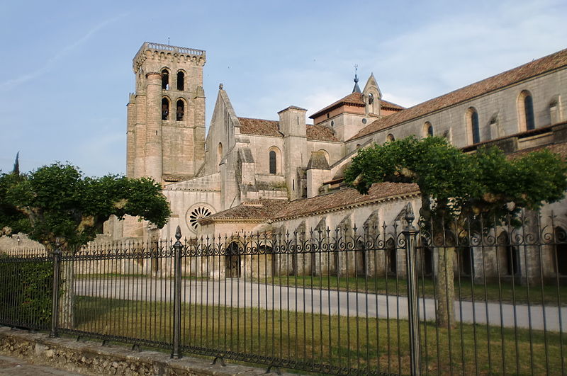 File:Monasterio Sta. María de Las Huelgas.JPG