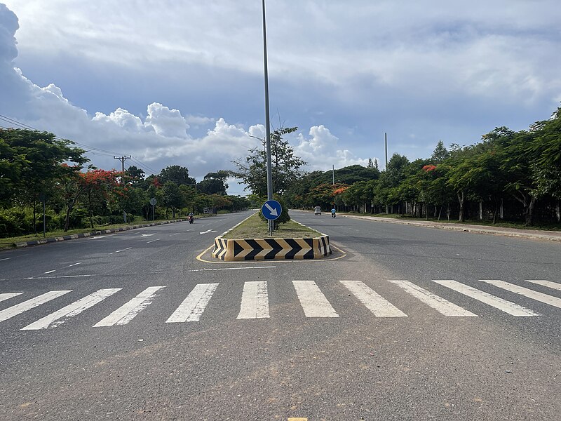 File:National Road 33A (Kep).jpg