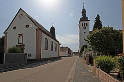 Neuburg-020-Kirchen-gje.jpg