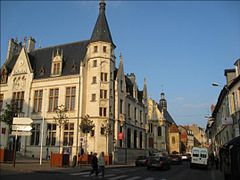 Nevers carnot 04.JPG