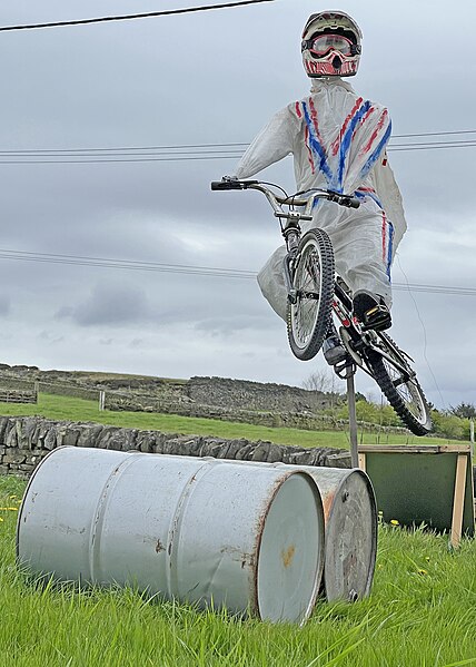 File:Northowram Scarecrow Festival 2023 10.jpg