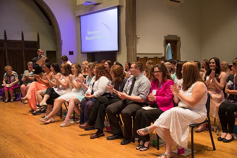 File:Nurse Pinning Ceremony 2015 (17520908552).jpg