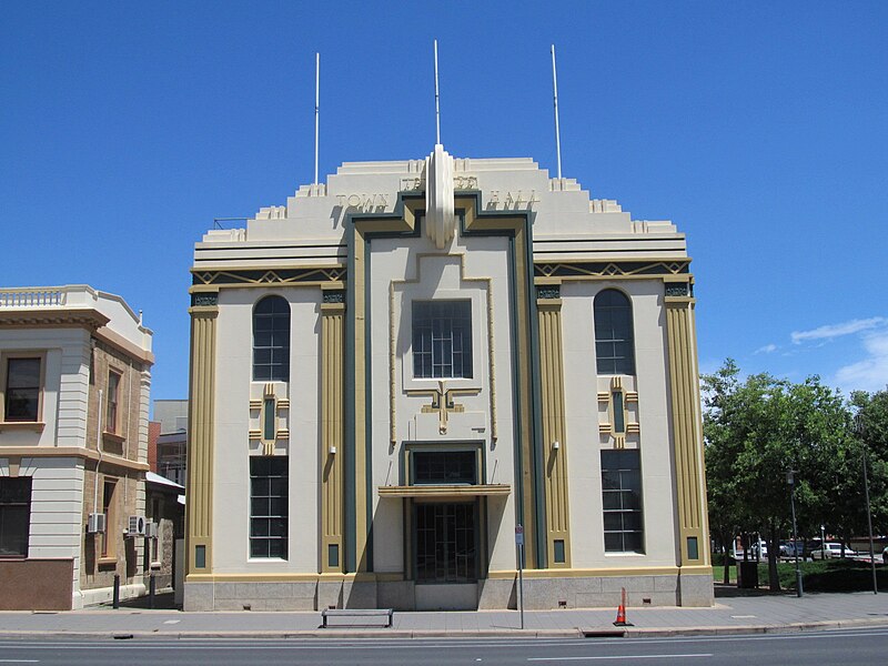 File:OIC hindmarsh town hall.jpg