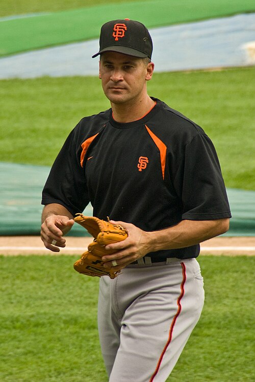 Vizquel with the San Francisco Giants in 2008.