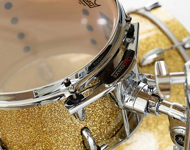 Pearl Reference One 14 x 5'' Brass Snare Drum at Gear4music