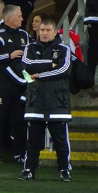 <span class="mw-page-title-main">Osian Roberts</span> Welsh football coach and former player (born 1965)