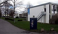 Pädagogische Hochschule in Freiburg-Littenweiler, rechts das Kollegiengebäude 7