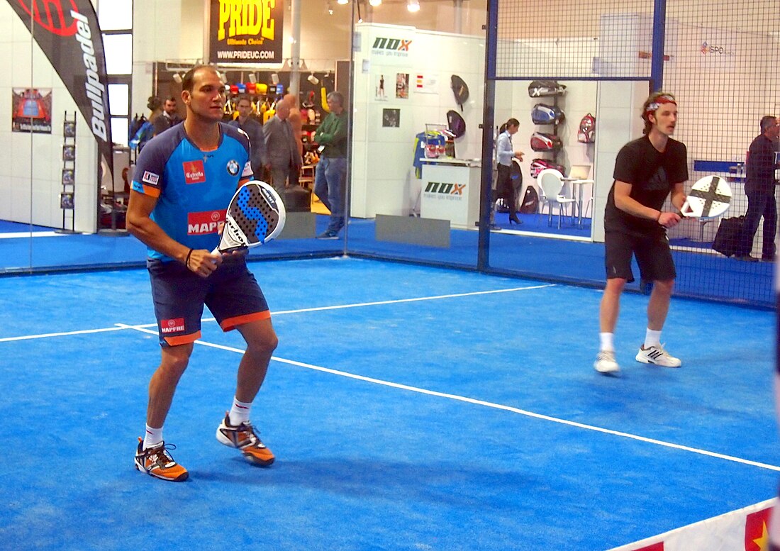 File:Padel Tennis Arena ISPO 2014.jpg