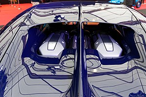 Paris - RM Sotheby's 2018 - Bugatti Chiron - 2017 - 007.jpg