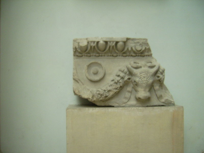 File:Pergamonmuseum - Antikensammlung - Architektur 07.JPG