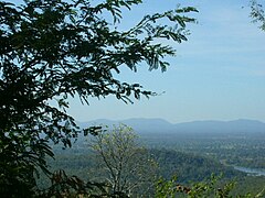 The Là Thao Ridge in western Nainan