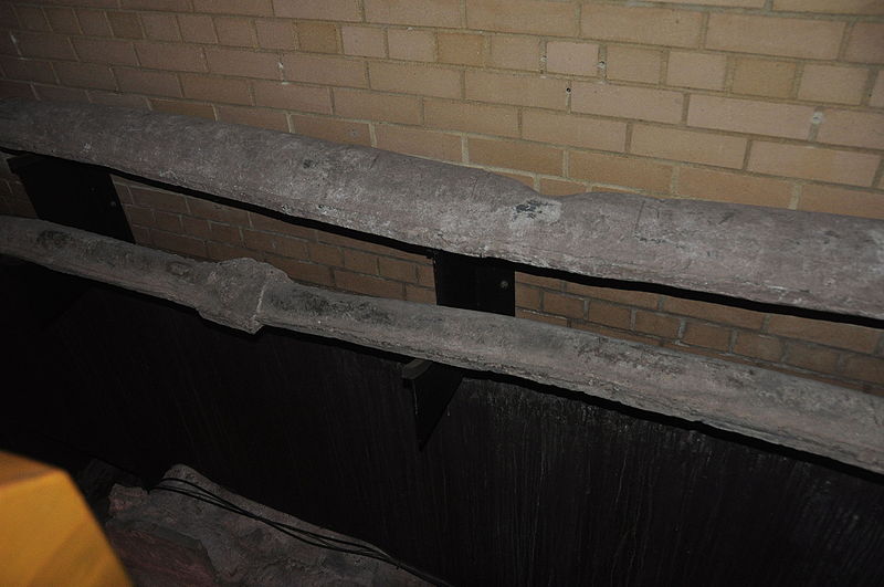 File:Pipes, Bathhouse at Caerleon (9333).jpg