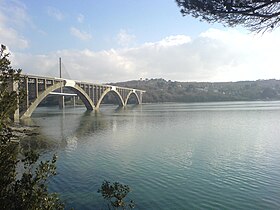 Le pont de l'Iroise et le pont Albert-Louppe.